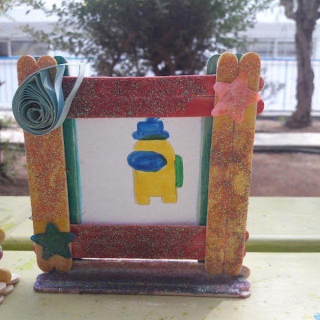 Καδράκια με ξυλάκια παγωτού