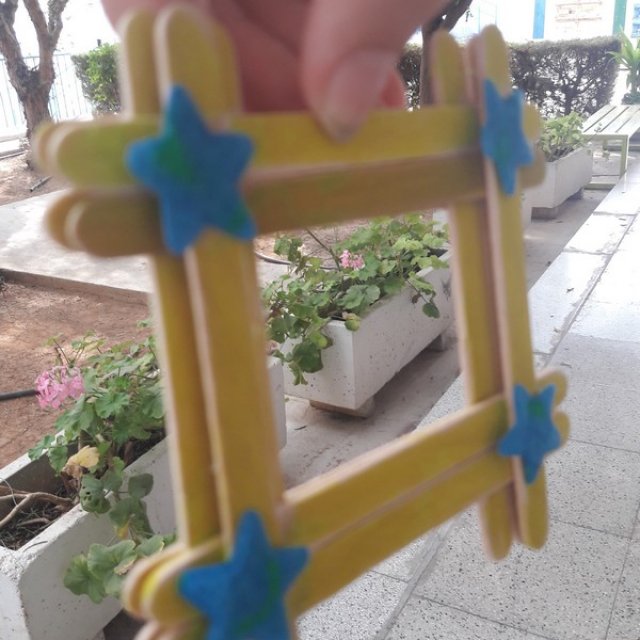 Καδράκια με ξυλάκια παγωτού